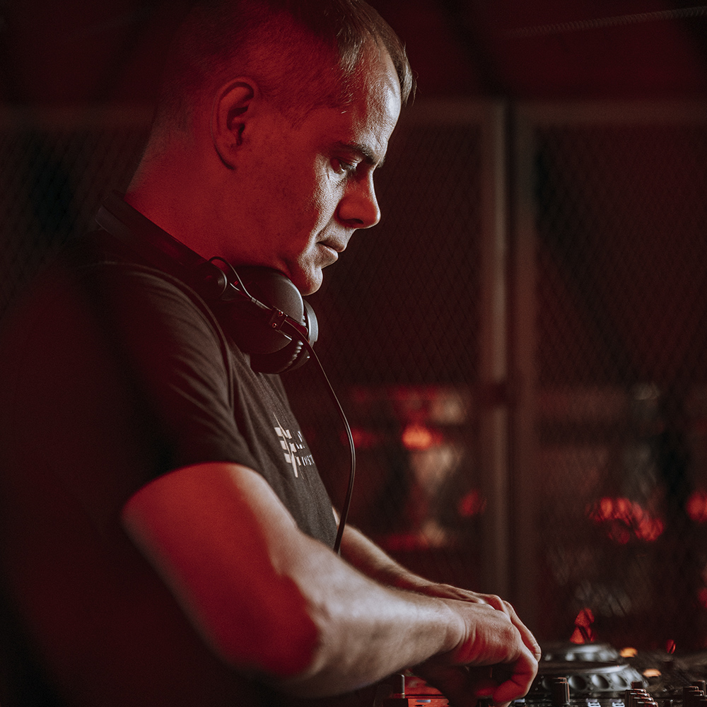 dj-javi-gon-resident-3